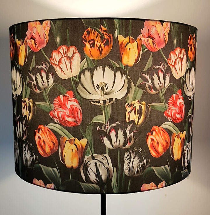 duży abażur stylowy do lampy podłogowej w kwiaty